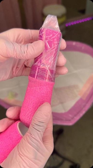 Tia's pink FK Irons Flux Max machine